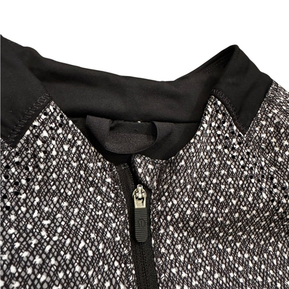 Lululemon Hit It Jacket Womens Size 6 Frozen Fizz Black White Zip Up Lightweight - Picture 3 of 9